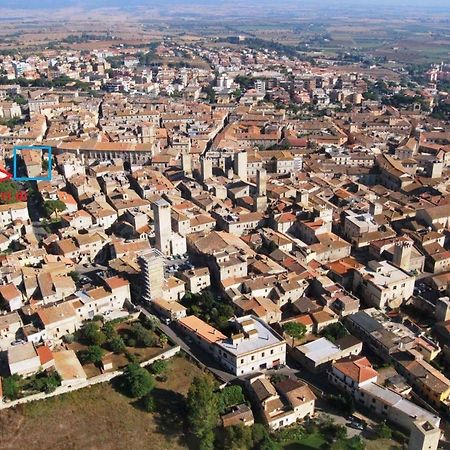 Le Torri Di Tarquinia Bed & Breakfast Bagian luar foto