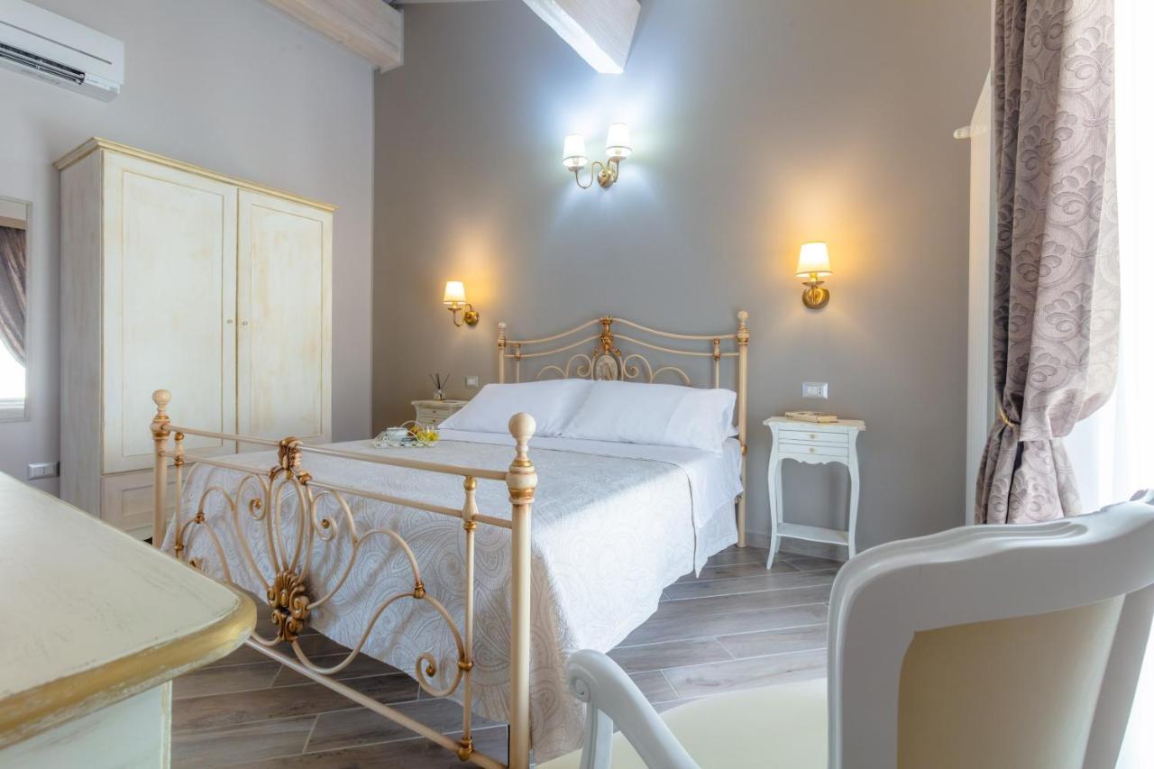 Le Torri Di Tarquinia Bed & Breakfast Bagian luar foto